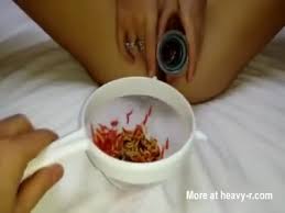 Maggots In Pussy