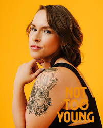 Beth Marchant's Instagram, Twitter & Facebook