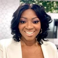 Ezinne Okoro's Instagram, Twitter & Facebook