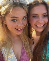 Ella (@ella_mueller_) • Instagram photos and videos