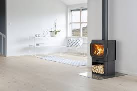 Magasin spécialisé dans la vente et installation de poêle à bois, de granulé et cheminée scandinave. Poele A Bois En Buches Jotul F305b