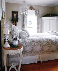 10 Budget Bedroom Decorating Ideas Chic Bedroom Design Chic Bedroom Pretty Bedroom