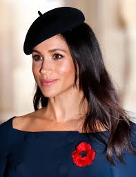 In 2011, 23 million people tuned into kate middleton and prince william's wedding, and seven million more gathered in front of their televisions for meghan markle and prince harry's nuptials. Meghan Markle S Haircut November 2018 Popsugar Beauty