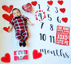 My Cutie Pie Turning 4 Months Old Monthly Baby Pictures Baby Milestones Pictures One Month Baby