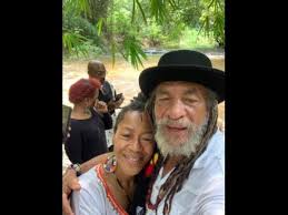 Woman meets her uncle for the first time