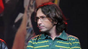 Florian gazan is a writer and actor, known for c'est la crise (2013), youhumour (2008) and les trente dernières minutes (1998). Florian Gazan Animateur Presentateur Humoriste Premiere Fr