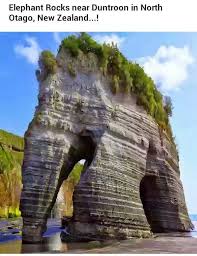 Elephant Rock Near Duntroon North Otago New Zealand Elephant Rock Otago God