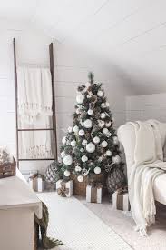 Check spelling or type a new query. 69 Unique Christmas Tree Decorating Ideas And Pictures 2020
