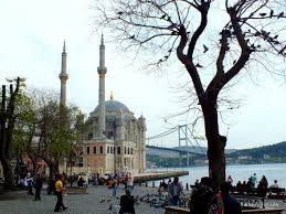 Yapı i̇stanbul ilimizin beşiktaş ilçesine bağlı ortaköy semtinde bulunur. Ortakoy Kumpir The Ultimate Baked Potato Turkey S For Life