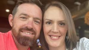 Sarah Perkins's Instagram, Twitter & Facebook