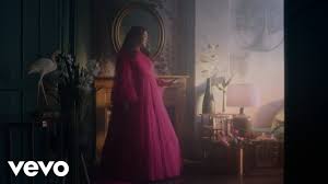Bila kau di sana bahagia dengannya ku mungkin terus mengharapkanmu ku bisa apa. Fazura Noktah Official Music Video Youtube
