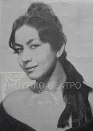 Φαίνεται πάντως πὼς μαντέψατε, ὅτι στὴ διδακτορική μου διατριβὴ γιὰ. Ellhnes Ellhnides H8opoioi Titika Sarigkoylh