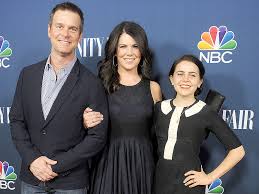 Lauren graham is a 54 year old american actress. Parenthood Lauren Graham Mae Whitman And Peter Krause Reunite People Com