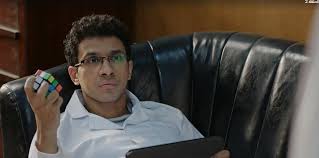 مسلسل بالطو الحلقة 2.. محمود حافظ طبيب أسنان ويرغب فى خطبة زميلته - اليوم  السابع