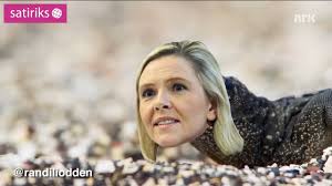 Hijab skaper sterke følelser hos mange fordi mange oppfatter at det er et kvinneundertrykkende plagg. Listhaug Vs Hylekoret Youtube