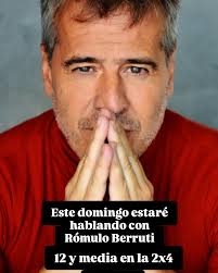 Hoy se viene la tercera función de VÍCTOR VENÍ A BUSCAR LOS DISCOS 16 y 30  hs en @patiodeactoresteatro Con el mejor de los equipos para contar la  historia de amor y