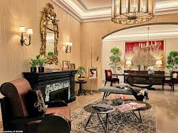 Bollywood Super Couple Gauri And Shah Rukh Khan Open Their Home In New Delhi On Airbnb bollywood super couple gauri and shah