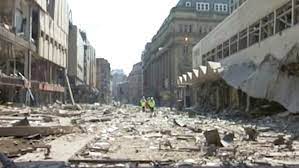The provisional ira loved nothing better than a 'spectacular', and few attacks fitted the bill more impressively than the massive car bomb planted in the center of manchester in june 1996. Manchester Ira Bomb Pictures Show Devastation Caused By Explosion 20 Years On Metro News