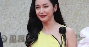 Dân mạng bất ngờ với hình ảnh chưa qua chỉnh sửa của minh tinh Lý Băng Băng