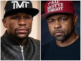 Did anyone media wise ruin boxing anymore than Larry Merchant? Why HBO  chose to stick with this guy for 35 years is beyond me. Go back to the his  first broadcasts in