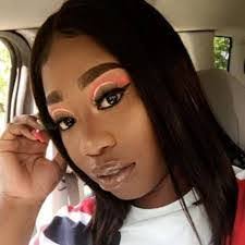 Tricia Hamel's Instagram, Twitter & Facebook