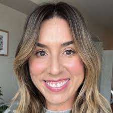 Barbara Tomaino's Instagram, Twitter & Facebook