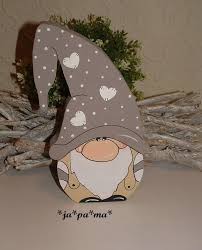 Zuckersusser Wichtel Aus Holz Weihnachtsdeko Adventsdeko Geschenk Holzdeko Gastgeschenk Weihnachten Holz Deko Holz Weihnachten Basteln Weihnachten