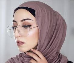 Additionally, we stock rectangular shayla style hijabs, al amira, kuwaiti (which have shawl attached) and the popular quick scarf. How To Wear Hijab Styles Step By Step In 28 Different Ways