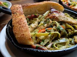 The california pizza kitchen chain is widely known for its innovative and nontraditional pizzas, such as the original bbq chicken pizza, thai chicken, and jamaican jerk chicken pizzas. Fun Facts About California Pizza Kitchen