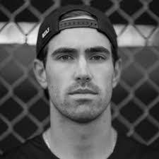 Doug Massie's Instagram, Twitter & Facebook