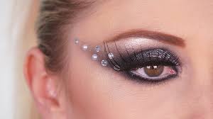 Résultat de recherche d'images pour "maquillage nouvel an"