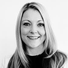 Meredith Looney's Instagram, Twitter & Facebook