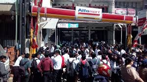 Alfamaret adalah sebuah perusahaan ritel yang bergerak dalam bidang perdagangan bahan kebutuhan pokok.alfamaret dan alfamidi bisa dikatakan hampir sama karena bergerak dalam satu bidang yang sama. Soal Tes Psikotes Alfamart 2020 Kisi Psikotes