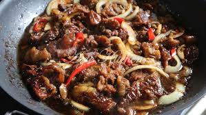 Daging lembu tadi direbus hingga lembut lepas tu renjiskan daging dengan kicap manis dan gaul rata. Resepi Daging Tetel Masak Kicap Resepimyresepi Boloit Com