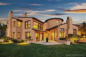 With over 50 thousands photos uploaded by local and international professionals, there's inspiration for you. 10 Spanish Style Homes Exterior And Interior Examples Ideas Photos Home Stratosphere