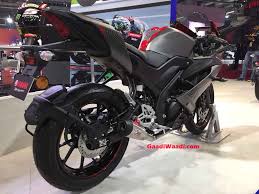 Yzf r15 v 3.0 would be the top model motorcycle of yamaha which is going to launch in bangladesh soon enough. 2018 Auto Expo Yamaha Displays R15 V3 With Optional Race Kit