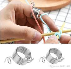 So get ready to learn with this going from left to right, place the tail of the yarn across the top of your index finger, then loop the yarn once. 2021 Ring Type Metal Knitting Tools Finger Wear Thimble Yarn Spring Guides Stainless Steel Needle Thimble Sewing Accessories From Liu891001 1 45 Dhgate Com