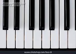 Hello i paid for a 2 year mem. Klavier Klaviatur Klaviertaste Lizenzfreies Bild Kxo 8 Shotshop Bildagentur