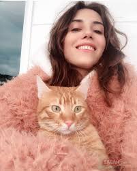 Geçtiğimiz günlerde renan kaleli ile aşk yaşadığı iddiası ile gündem olan cansu dere'nin boyu merak oldu. Cansu Dere Ressam Renan Kaleli Ile Ask Mi Yasiyor Son Dakika Magazin Haberleri