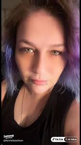 Radiant Sunday Selfie with Glowy Skin