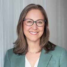 Jessica Stradley's Instagram, Twitter & Facebook