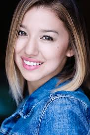 Mandy Keating's Instagram, Twitter & Facebook