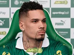 Quando Paulinho volta a jogar pelo Palmeiras? Veja previsão