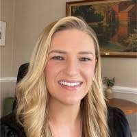 Elizabeth Coogan's Instagram, Twitter & Facebook