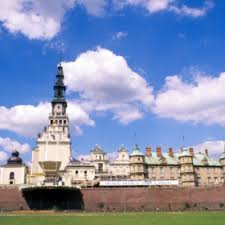 Jasna góra est une fortification, héritage, monastère, lieu touristique, intéressant, catholique, monument classé situé dans częstochowa. Jasna Gora Sanctuary Tpo Travel Poland Krakow Central Europe