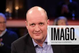 Ronald Hinz's Instagram, Twitter & Facebook