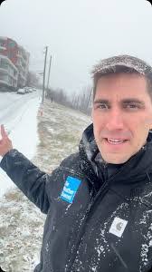 Chris Bruin's Instagram, Twitter & Facebook