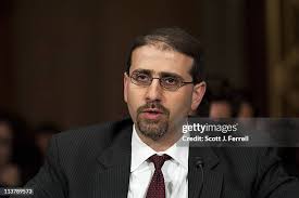 32 Daniel Benjamin Shapiro Photos & High Res Pictures