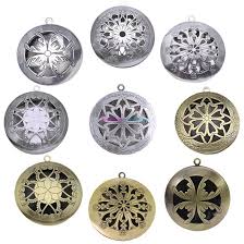 10 قطع ميكس جولة العتيقة خمر المناجد الذاكرة صور المناجد قلادة الرو essential oil diffuser necklace lockets essential oil necklace diffuser vintage jewelry diy