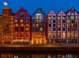 Gdańsk's motto, the latin saying nec temere, nec timide, perfectly expresses the character of this right next door in the gdańsk shipyard, was where, in august 1980, the famous strike began that. Die 10 Besten Hotels In Danzig Polen Ab 22